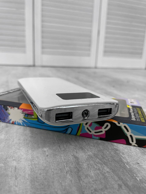 Power Bank 8000 mAh з 2-ма USB-виходами , світлодіодом та РК-екраном / Зовнішній акумулятор білий / Повербанк / Портативна батарея 12667bls   фото