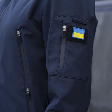 Щільна чоловіча Куртка з капюшоном Pobedov Motive SoftShell + шеврон "Прапор України" у комплекті синя розмір M  OWku1 366nvbls-M фото