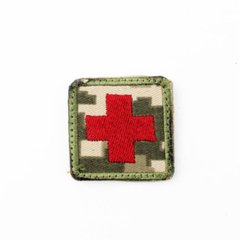 Шеврон на липучках Червоний Хрест 8076 / Нашивка на одяг піксель 4404116bls фото