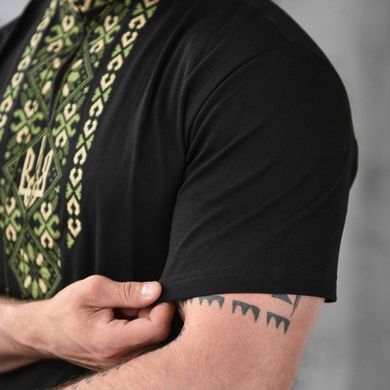 Мужская футболка-вышиванка кулир на короткий рукав с орнаментом Герб черная размер M buy87040bls-M фото